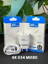 شاحن جو رن الثنائي Go Run GR-034 بقوة 2.1 أمبير مع كابل Type-C