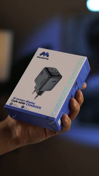 شاحن حائط ماجينتيك 45 وات بتقنية GaN مع شاشة ذكية - منفذ USB-C
